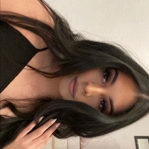 Meet your Posher, Vanessa